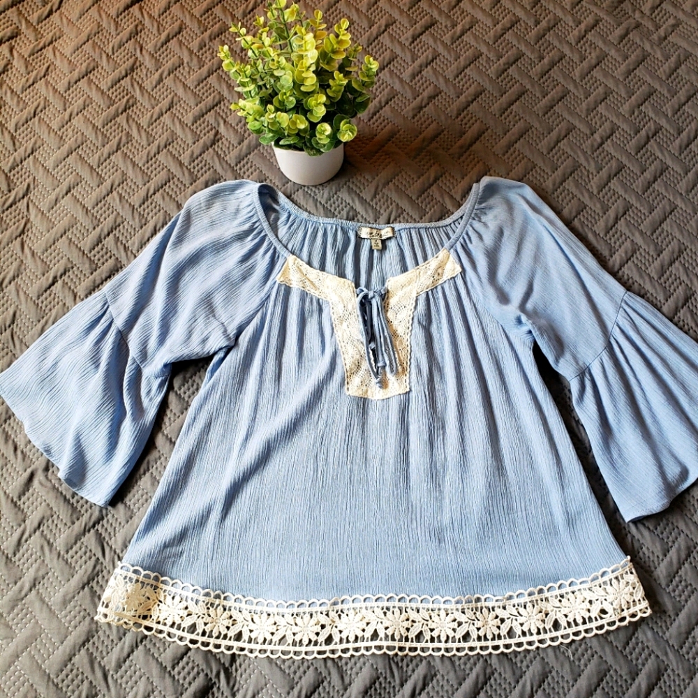 Sky Blue Woman's Medium Blouse
